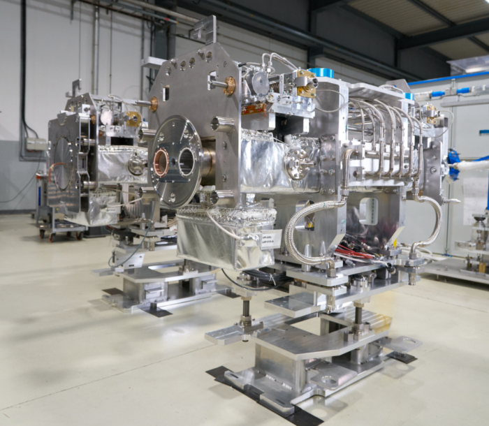 These two new collimators have been developed at CERN for the future HL-LHC. These models will be installed at LHC interaction points 1 (ATLAS detector) and 5 (CMS detector) during Long Shutdown 3 (LS3). (Image: CERN)