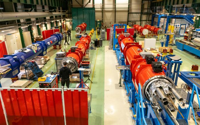 three cylindrical assemblies, 2 red and one dark blue) from above