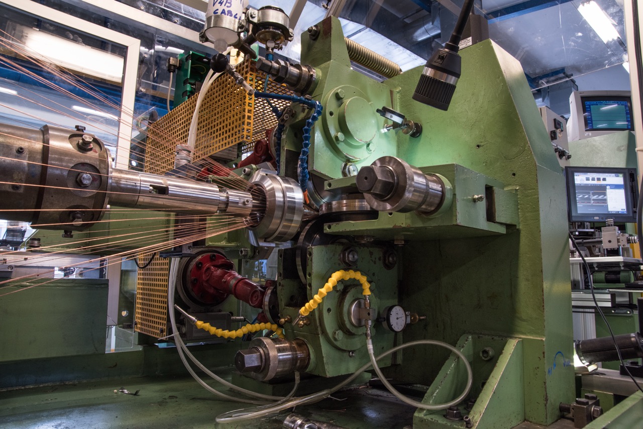 New niobium-tin cables for HL-LHC