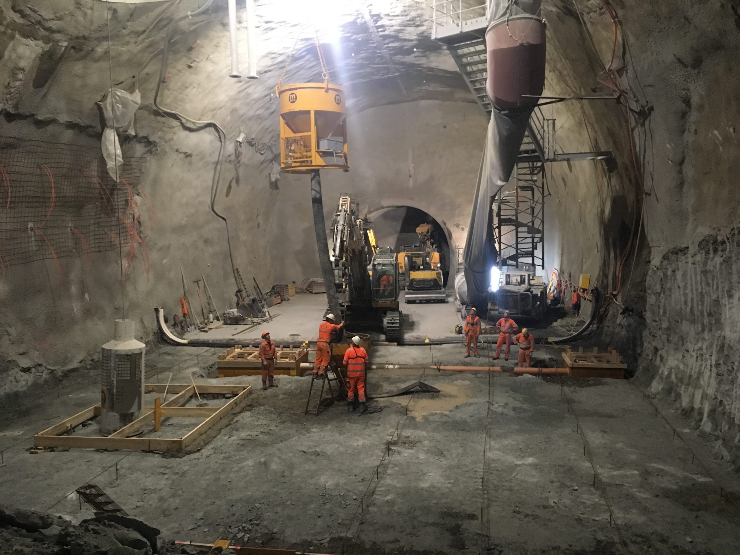 High-Luminosity LHC: diggers at work 100 metres underground