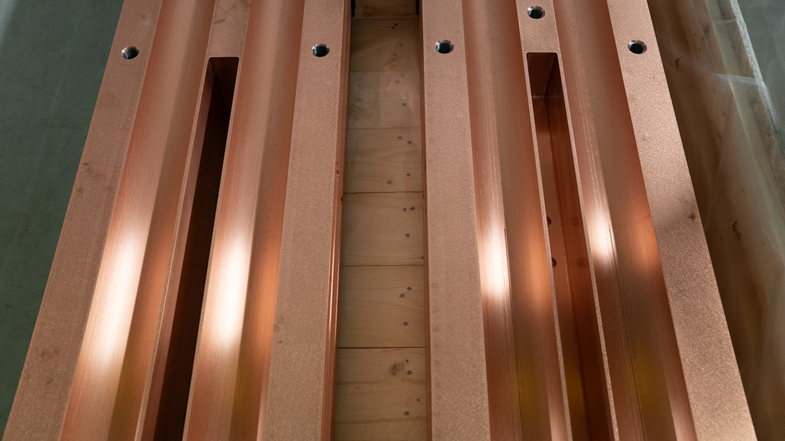 First two neutral beam absorbers, TAXN, arrive at CERN for HiLumi LHC